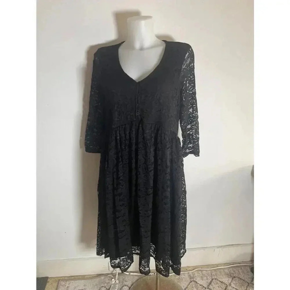torrid Dresses & Skirts - Women's Torrid Plus Black Lace MIDI Babydoll Dress Size 1 XL 14/16 EUC!